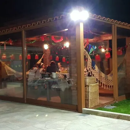 Afonso's House Alpendurada بيت ضيافة