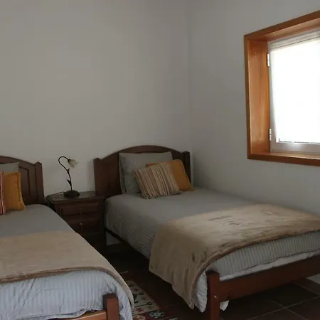 Afonso's House Alpendurada Πανσιόν