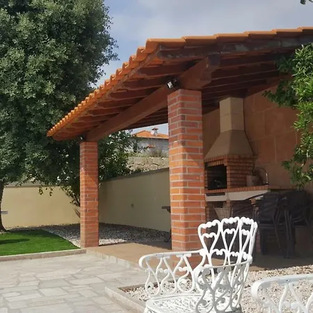 Πανσιόν Afonso's House Alpendurada *